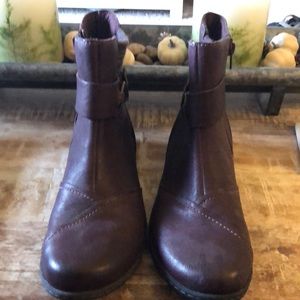 ****Never Worn****  Aubergine Clark Booties